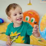 Beneficios de aprender un segundo idioma en la niñez